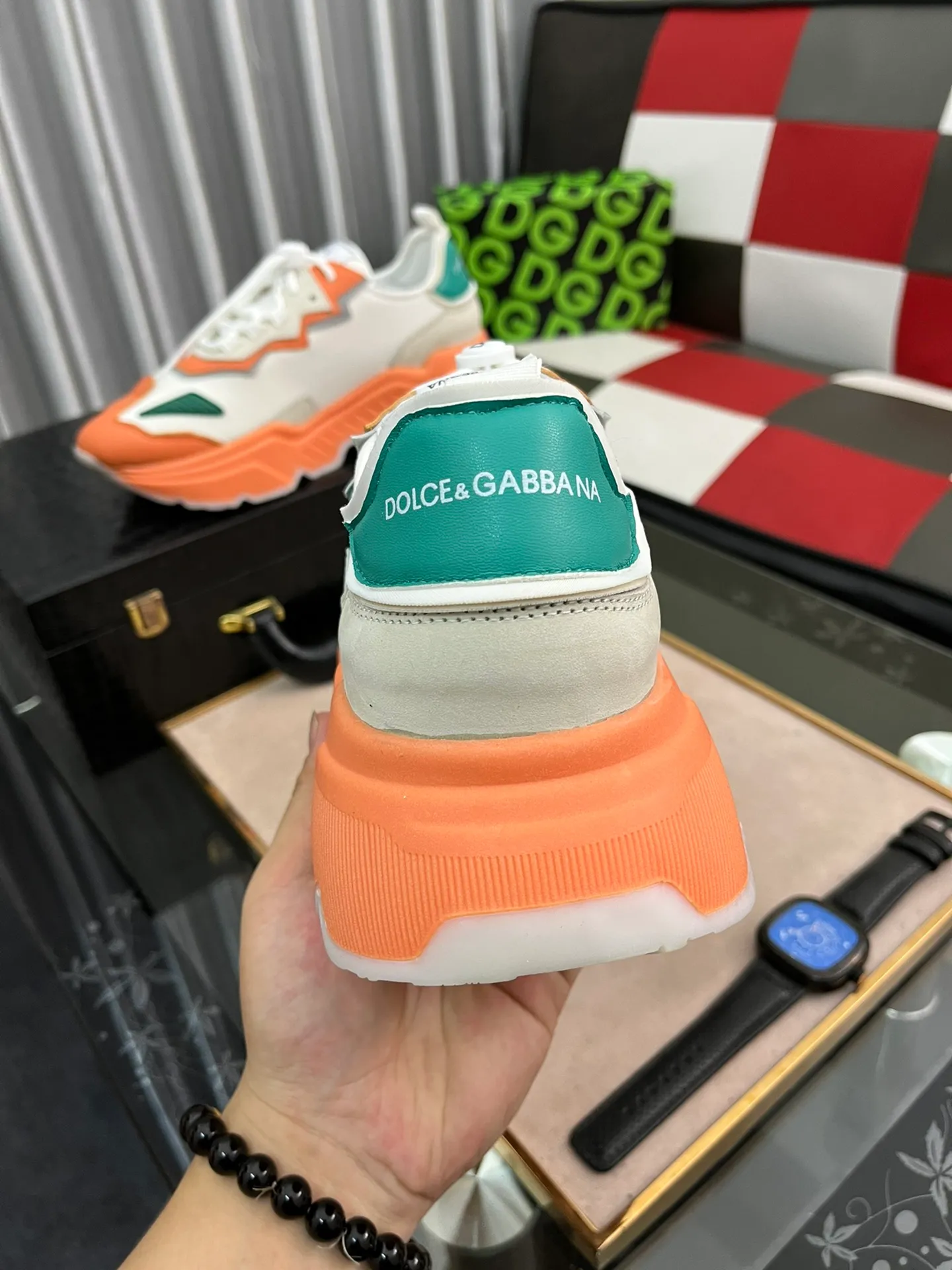 Ex-factory price 480⌚️⌚️[DG] Men's casual shoes, high-end quality, synchronized with counters, the version is compared with the original version, the upper is imported cowhide and the outsole is glued, the lining is full cowhide, exquisite and luxurious, size: 38–453⃣️Colors available